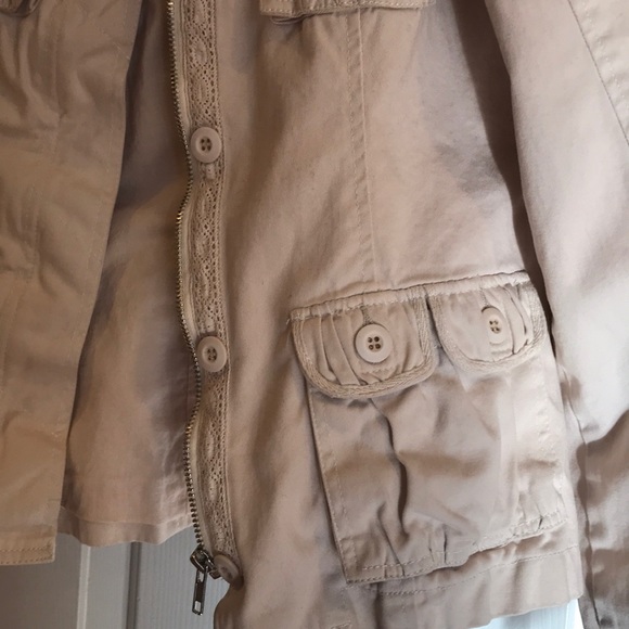 Jacket - Picture 2 of 3